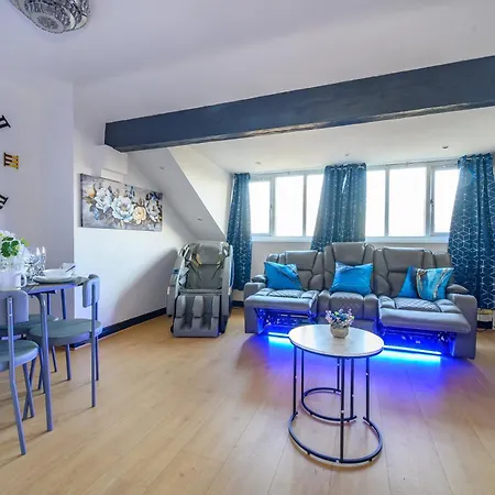 F14gh - Boutique & Cozy Apartment *