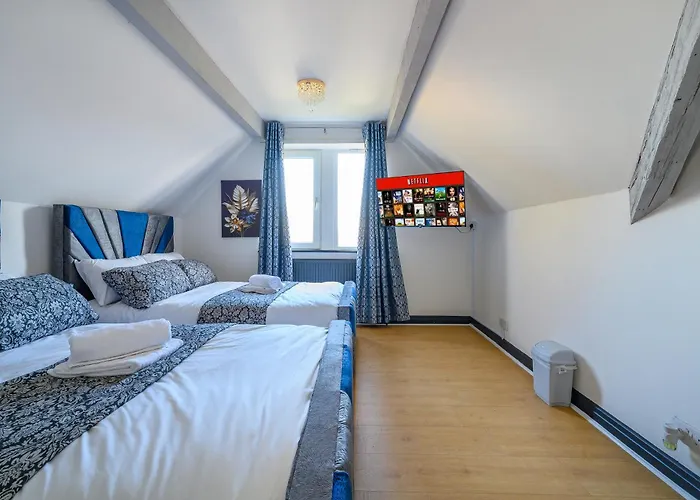 F14gh - Boutique & Cozy Apartment